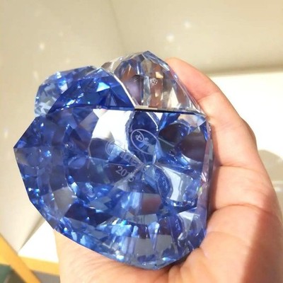 WALT DISNEY'S Cinderellaクリスタルガラス Swarovski Disney Cinderella Limited Edition 2015 Crystal Figurine