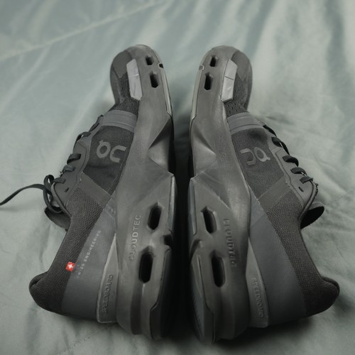 Zapatos para correr Cloudstratus para hombre talla 12 negros CloudTec rendimiento atlético - Imagen 6 de 13