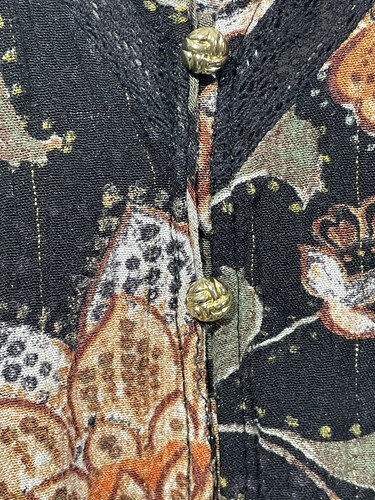 Torrid hauchdünne Button-Down-Bluse dunkel Blumen Metallic-Faden V-Ausschnitt Herbst Gr. 3X - Bild 5 von 11