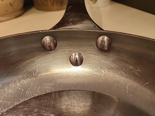 MARTHA STEWART EVERYDAY 11 INCH DOUBLE HANDLED SKILLET. EXCLUSIVE TO KMART. - Picture 9 of 13