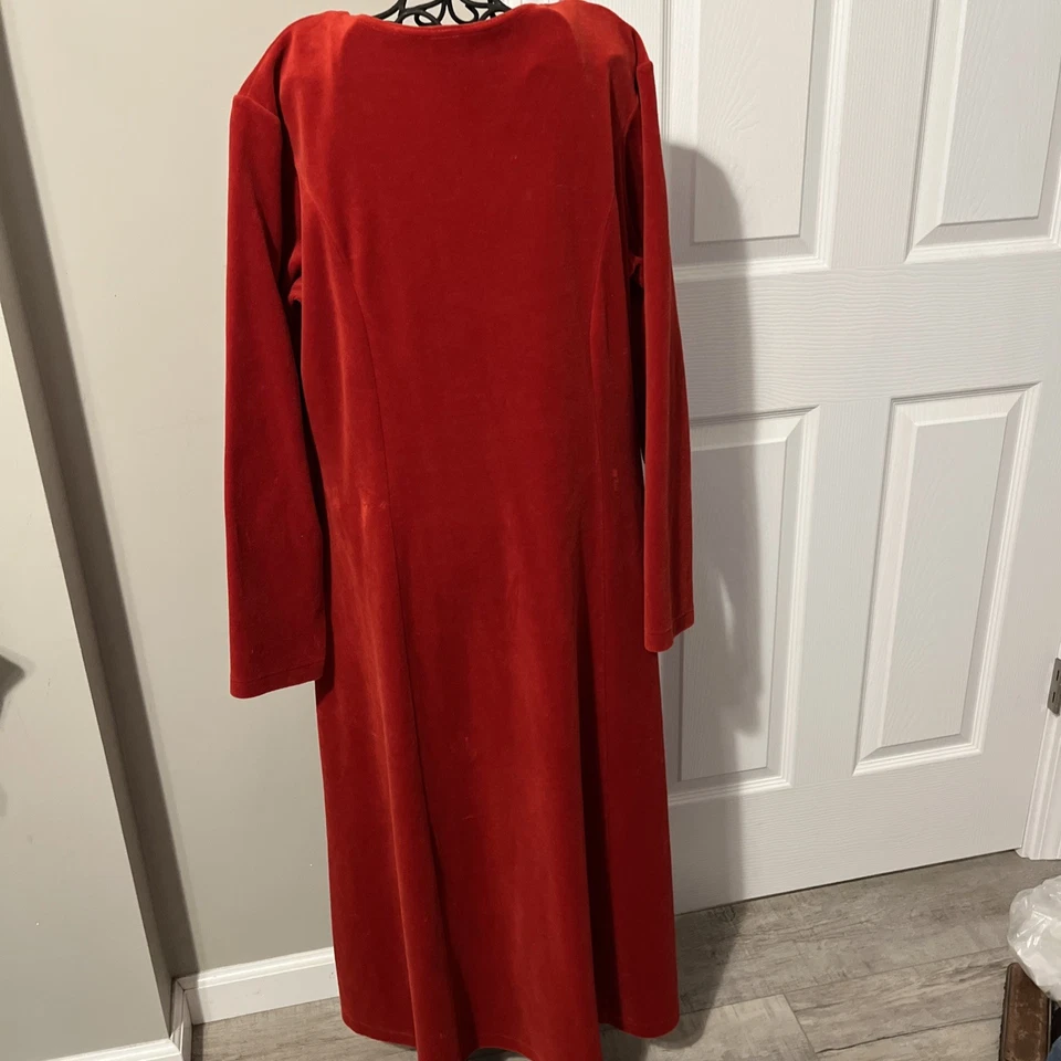 Maxi Vestido Vintage Lands’ End Terciopelo Rojo Terciopelo Mediano Bordado Floral Foto 3 de 4