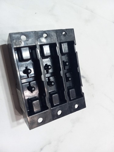 Bloque de fusibles FERRAZ SHAWMUT 30328T 30A 300V uso clase T fusibles 10-14 AWG - Imagen 4 de 7