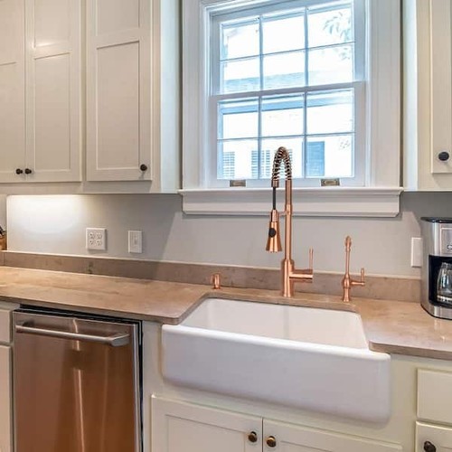 4 in. Single-Handle Pre-Rinse Spring Pull Down Sprayer Kitchen Faucet in Copper - Picture 6 of 9