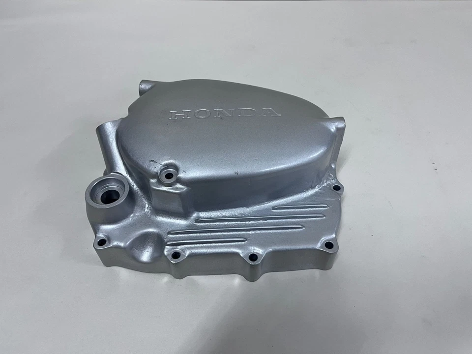 CUBIERTA CÁRTER DERECHO HONDA XL100 1976 # 11330-330-000 OEM NUEVO (729)IR Foto 2 de 4