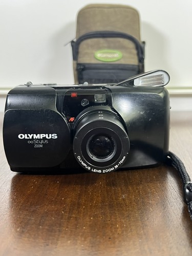 Olympus Infinity Stylus Zoom 35-70mm Film Camera with Case and Manual - Picture 12 of 18