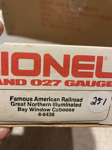 Lionel 6438 GRANDE NORD Bay Window Caboose illuminato nuovo con scatola - Foto 4 di 4