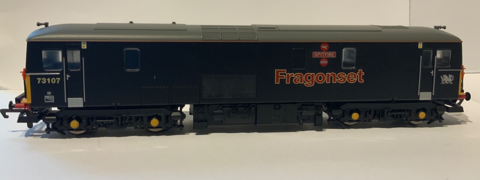 Picture 2 of 8