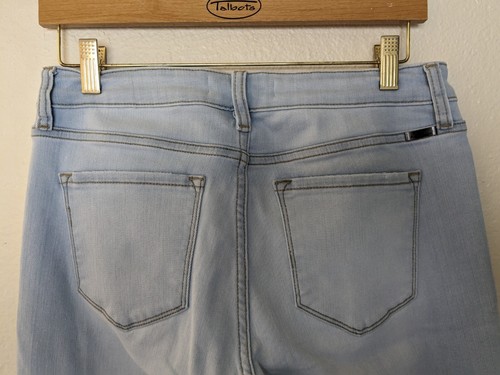 KanCan Jeans Sz 11/29 Saylor Mid Rise Light Distressed Button Fly Flare Leg - Picture 12 of 19