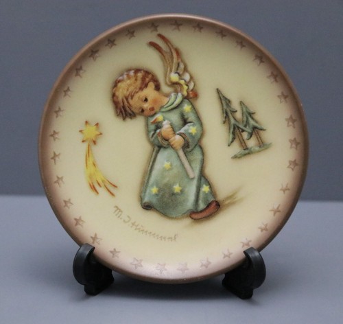 Goebel Hummel 1998 Mini Plate Heavenly Angel #1078 Hum 971. Based on 1971 design - Picture 2 of 3