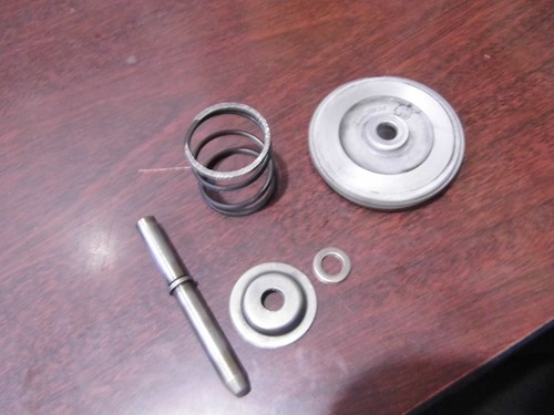 GM CHEVROLET TURBO 350 THM 350 2nd/ Overrun / Kickdown Servo Assy - Picture 4 of 4
