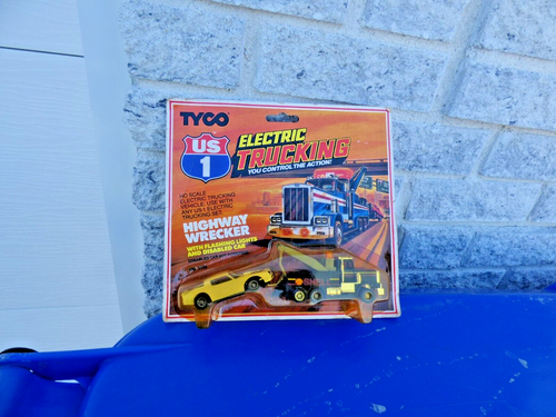 JUEGO DE REMOLQUE GRÚA ELÉCTRICA DE CARRETERA TYCO US1 PONTIAC FIREBIRD NOS AURORA - Imagen 8 de 8