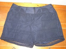 The Limited Misses Women s Size 4 Navy Blue Polyester Shorts w Lace Overlay