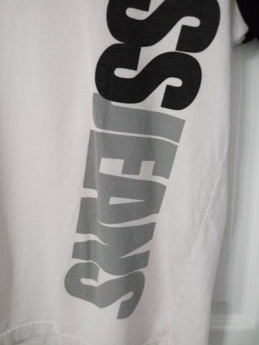 *VINTAGE* GUESS JEANS Spell-Out TShirt. Light/Pale Pink & Black Size MEDIUM (W) - Picture 9 of 11