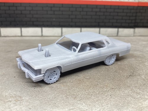 Maßstab 1:64 3D gedrucktes 70er Cadillac Demolition Derby Demo Auto für Diecast Diorama
