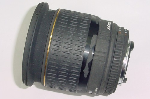 Lente de enfoque automático/manual gran angular Sigma 24 mm f/1,8 D EX DG para montaje Nikon F - Imagen 3 de 6