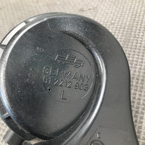 97-04 Porsche Boxster S Left/Right Front Low Tone Horn Siren Signal OEM - Picture 6 of 7