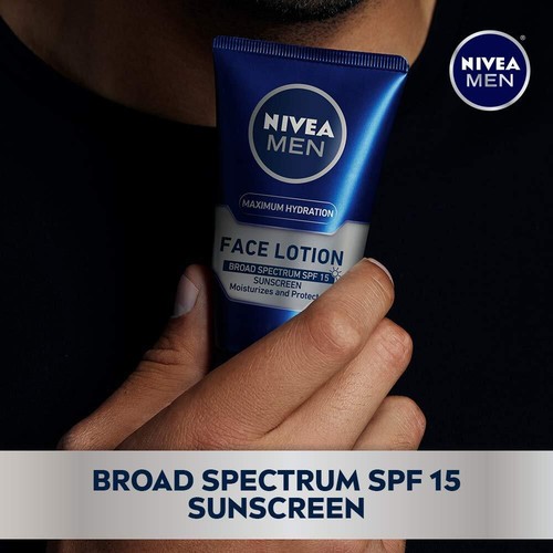 NIVEA MEN Maximum Hydration Face Lotion, Face Lotion with Broad Spectrum SPF 15 - Picture 3 of 9