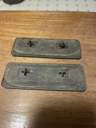 1987-1989 NISSAN PATHFINDER W21 OEM 4X4 PLASTIC EMBLEM B-PILLAR FREE SHIPPING - Picture 3 of 4