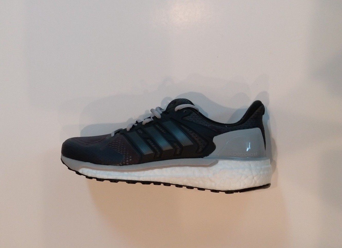 Adidas Supernova ST Women’s Performance Running Shoes BB3505 Gray Black Comfortable Adidas Supernova ST Women’s Performance Running Shoes BB3505 Gray Black Comfortable