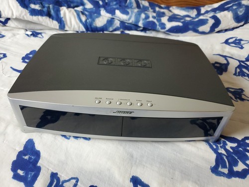 Bose Model AV3-2-1 II Media Center/ Console Only Powers On/untested Fast Ship+