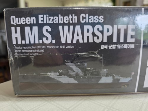 Academy 1/350 WWII Queen Elizabeth Class Battleship HMS WARSPITE Schiffsmodellbausatz - Bild 3 von 13