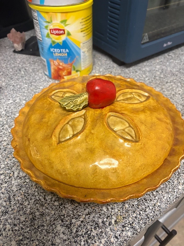 M.A.C. Mexico Stoneware Apple Pie Baker and Keeper