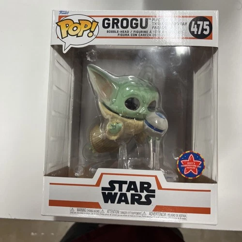 Funko Pop! Deluxe: Star Wars - Grogu Macy's Thanksgiving Day Parade - #475