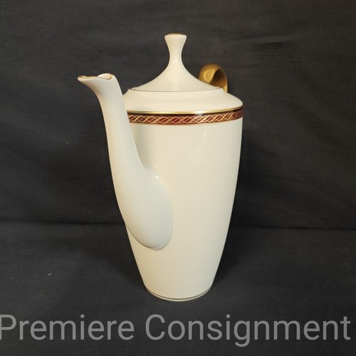 Lenox China Monroe w/ Gold Trim Tea Pot - Picture 9 of 12