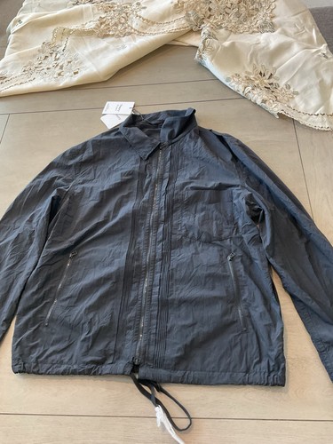 Neu mit Etikett Theory Project MJ202 Größe XL schwarz Feder Nylon - Bild 1 von 24