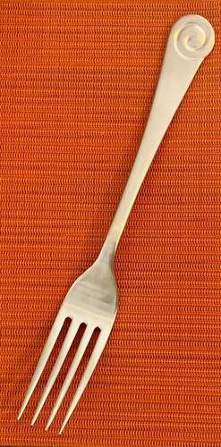 Robert Welch AMMONITE SATIN Pattern 18/10 Stainless DINNER FORK 8-1/8” China - Picture 3 of 5