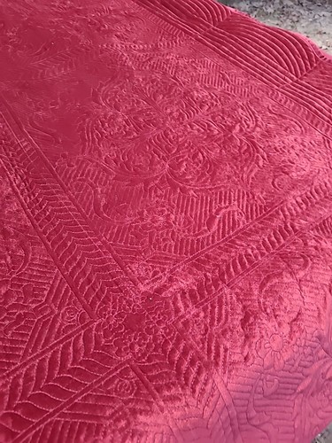Mcleland Design Heavy Vintage Bedspread Quilted Designs Velvet 104x127 King Bed  - Picture 16 of 24