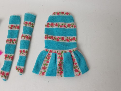 VINTAGE BARBIE DOLL MOD VESTITI #1842 INSIEME SET MAGLIA COMPLETO GIAPPONE - Foto 2 di 7