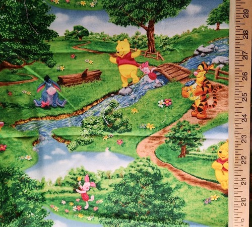 Disney Winnie the Pooh Paseo por el Parque Algodón Artesanal Costura 33" De Colección - Imagen 2 de 2