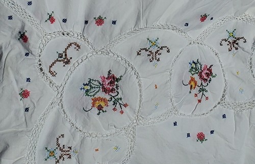 Colorful Table Cloth Cotton Embroidered Needlework Tablecloth FLAW - Bild 3 von 12