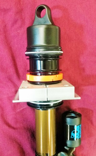 Fox Float X2 Shock Clamp/Vise block-  # 803-01-318 / 803-00-967  DHX2 9mm Vice - Picture 11 of 11