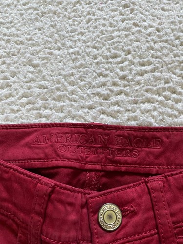 Pantalones de mezclilla para mujer American Eagle súper elásticos rojos talla 2 - Imagen 5 de 12