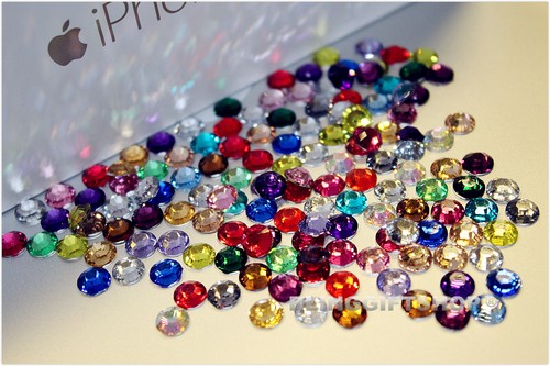 Pack of 100,000 Size 3mm RESIN FLAT BACK RHINESTONES DIAMANTE GLUEFIX CRAFT GEMS - Picture 27 of 62