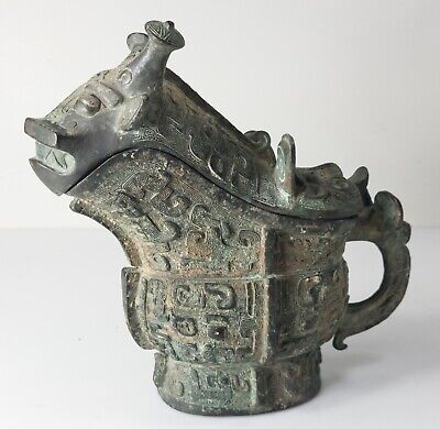 Bronze Ritual Wine Jar Table Lamp - Zhou Dynasty Style Bronze Ritual Wine Jar Table Lamp - Zhou Dynasty Style