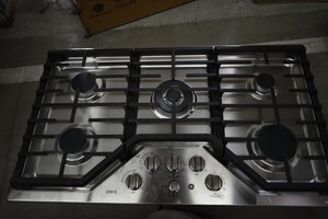 Ge Cafe Cgp9536slss 36 Stainless Gas Cooktop Nob 45684 Hrt Ebay