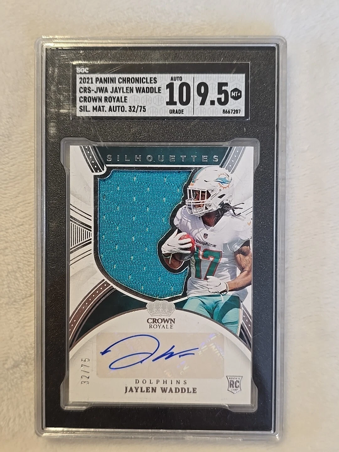 Jaylen Waddle Panini Chronicles Crown Royale Silhouette Memorabilia Autographs #CRSJWA Base