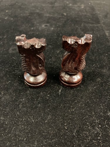 2 REPLACEMENT KNIGHTS CHESS PIECES, SOLID WOOD, WEIGHTED 1 7/8" TALL X 7/8" BASE - Picture 3 of 3