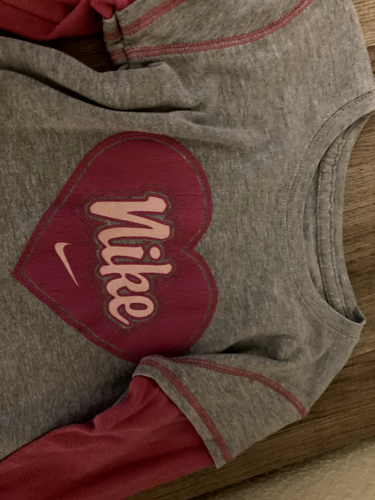Nike Logo Gray Long Sleeve Top 6X T Shirt Pink Heart Graphic and Sleeves - Picture 2 of 3
