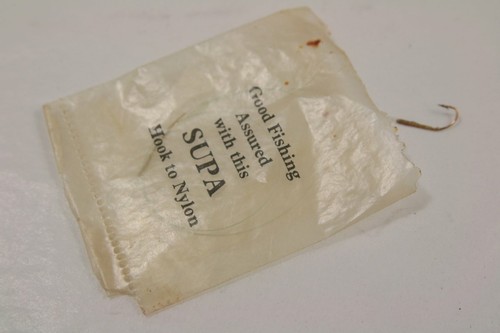 Vintage Book of Mitchell Super Supple No. 12 GIlt Crystal Hooks Milbro Brand - Picture 6 of 7