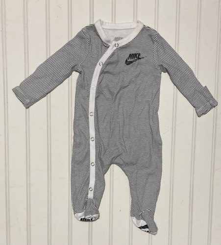 Nike Baby Bodysuit Size 3 Months Black White Striped Long Sleeve Romper Footies