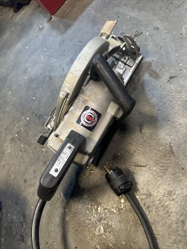 Black Decker 7 1/4 Industrial Worm Drive Circular Saw 2700 Industry Construction - Picture 3 of 8