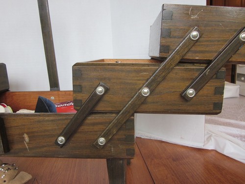 Vtg. Accordian Style 3 Tier Fold Out Wood Sewing Basket Dove Tailed w/Contents - Picture 15 of 23
