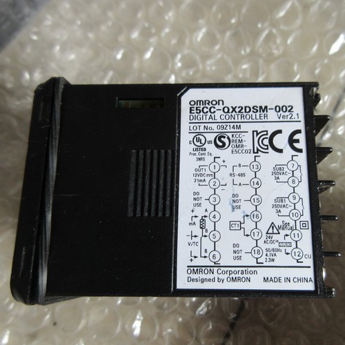 digital thermostat E5CC-QX2DSM-002 1PC NEW FOR OMRON Free Ship - Picture 2 of 2