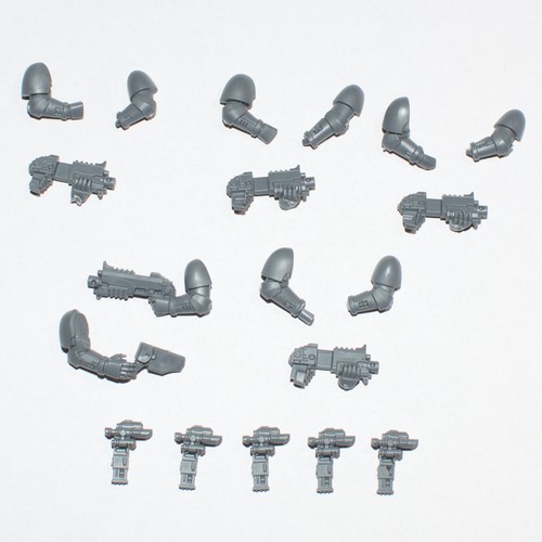 Warhammer 40K Space Marines Primaris Infiltrators Bolzenkarabiner x 5 [Bits] - Bild 1 von 2