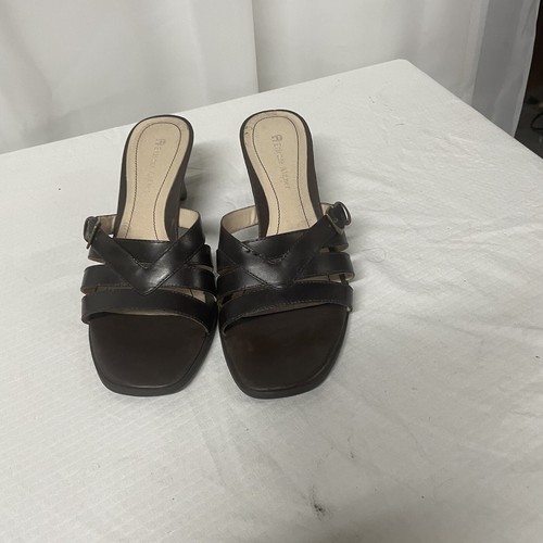 Etienne Aigner Sz 7.5 Leather Upper Brown Slide On Heels - Picture 10 of 10