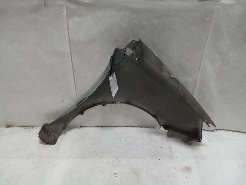 Toyota Sienna 2004 guardabarros delantero del conductor Foto 3 de 4